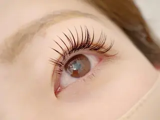 マツエク・マツパ Toiro袖ヶ浦店所属・石野 優杏の眉毛・アイブロウイメージ