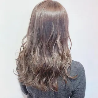 ロング カラー 酒井 里穂のヘアスタイル