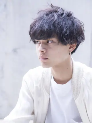 ショート カラー パーマ ✴︎赤み除去カラー daichi✴︎のヘアスタイル
