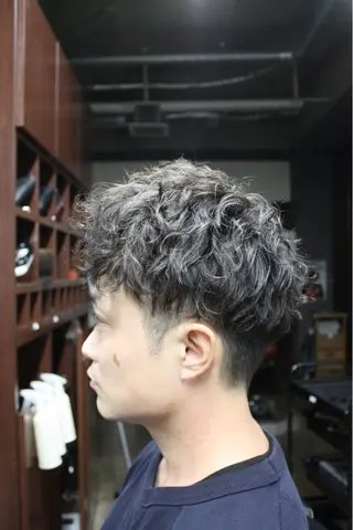 ショート パーマ メンズ 【メンズパーマ専門】 トミタ ショウタのヘアスタイル