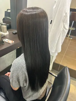 ロング 福井 愛瑠のヘアスタイル