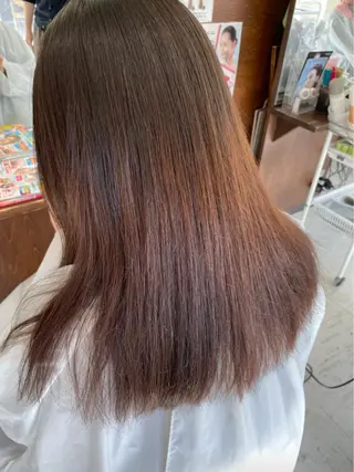 ロング 伊丹Pilina 山田のヘアスタイル