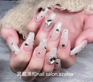 ネイル R inのネイルデザイン