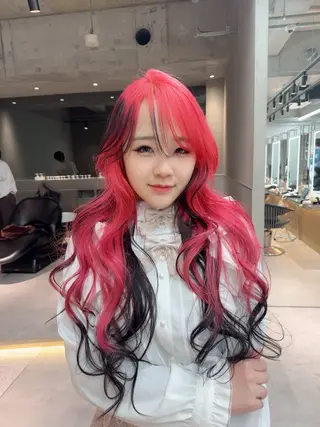 ロング カラー ヘアアレンジ ARIA💎縮毛矯正 ブリーチ💎複雑履歴のヘアスタイル