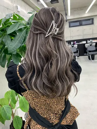 セミロング 中道 晶のヘアスタイル