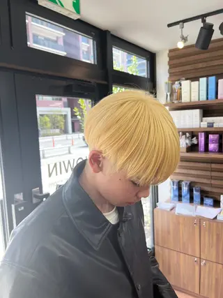 カラー メンズ 有田裕真 【ブリーチカラー】のヘアスタイル