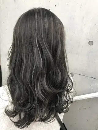 ミディアム カラー &SONS 小林亨のヘアスタイル