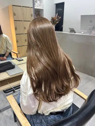 ミディアム カラー ヘアアレンジ ベージュ/グレージュ 🧸あやか/表参道のヘアスタイル