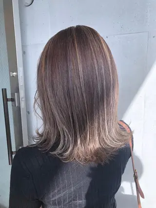 ミディアム カラー ☕️ベージュカラー 内藤光哉☕️のヘアスタイル
