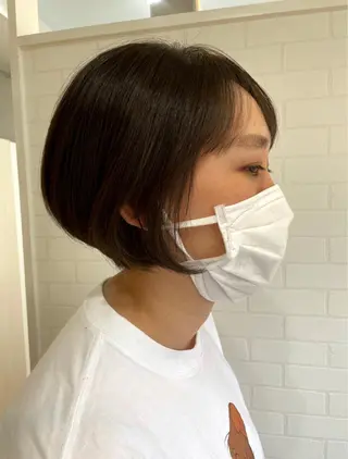 ショート LIBRE 早坂彩子のヘアスタイル