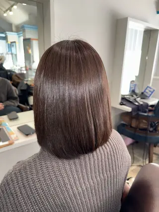 ミディアム カラー 坂柳 朱音のヘアスタイル
