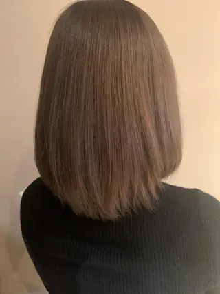 ミディアム 毛谷 嘉明/ブリーチカラーのヘアスタイル