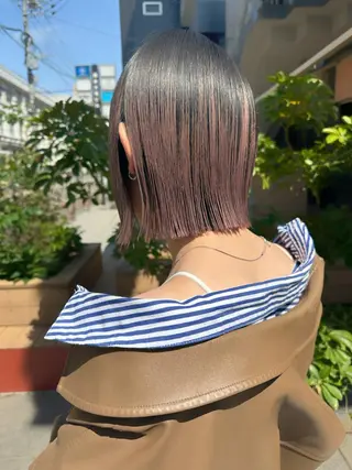 ショート かえ🩶韓国ボブ🎀 透明感カラー🥣のヘアスタイル