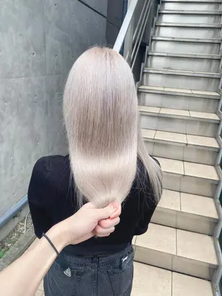 セミロング ❄️💛エクステ ブリーチ❄️yukiのヘアスタイル