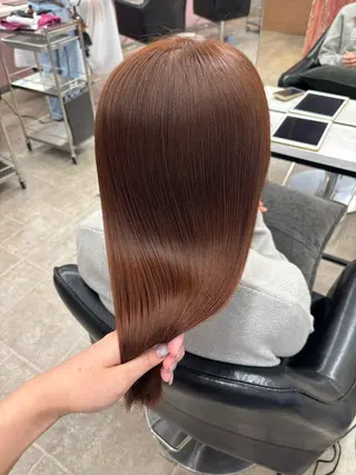 カラー MATTY azusaのヘアスタイル