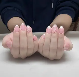 ネイル KARI ネイルサロンのネイルデザイン