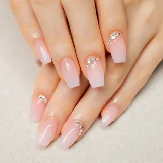 ネイル NEWMOON maki_恵比寿のネイルデザイン