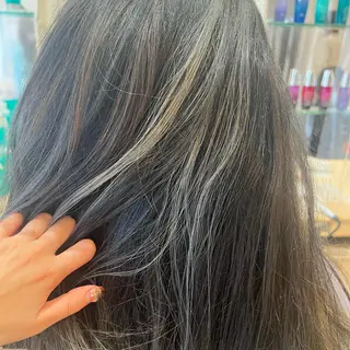 カラー 韓国風🌷✨ 守屋紗希のヘアスタイル