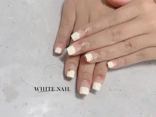 ネイル WHITE NAIL ホワイトネイルのネイルデザイン