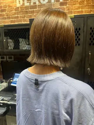 ショート カラー 久木原 ゆりのヘアスタイル