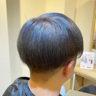カラー メンズ 金島 青のヘアスタイル