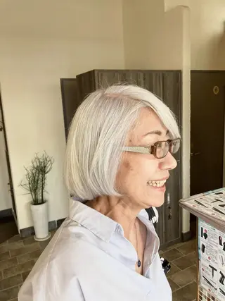 カラー 加藤 泰地のヘアスタイル