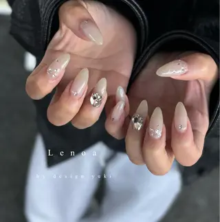 ネイル Lenoa Yukiのネイルデザイン