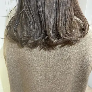 セミロング カラー UMEDA FIGAROのヘアスタイル