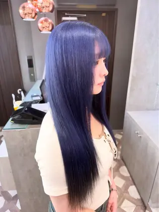 ロング HINAKO🩵 寒色カラー🪽のヘアスタイル