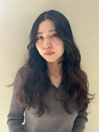 ロング 中村 紫乃のヘアスタイル