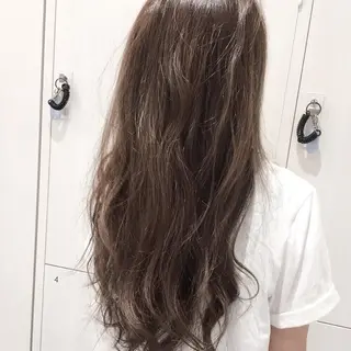 ロング カラー 三鷹で1番ショート ボブをカットする新谷のヘアスタイル