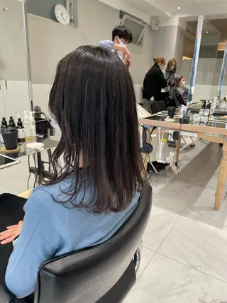 ミディアム オリーブ カラー✨有坂映哉のヘアスタイル