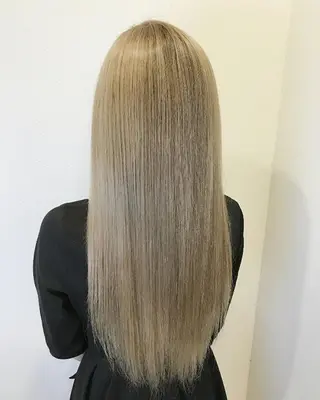 ロング カラコレ難波 sakamotoのヘアスタイル