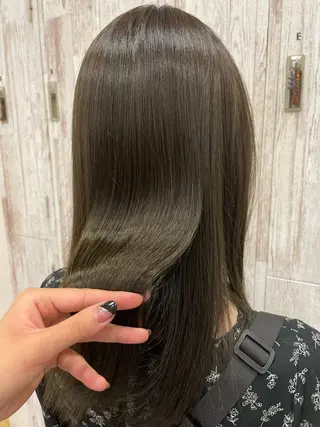 カラー 前田リサコ🌹 ✨艶髪職人のヘアスタイル