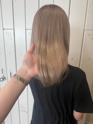 ミディアム 透明感カラーＷカラー 🫧/つばめのヘアスタイル