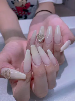 ネイル エムズ ハヤシのネイルデザイン