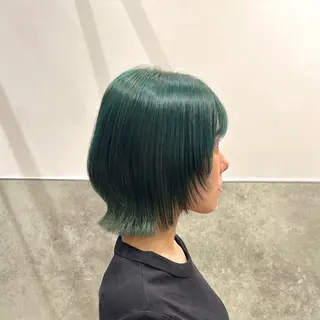 ミディアム カラー ボブ/レイヤー/ ハッシュカット/河内のヘアスタイル