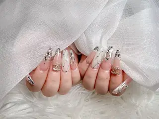 ネイル ENsalon AKIRAのネイルデザイン