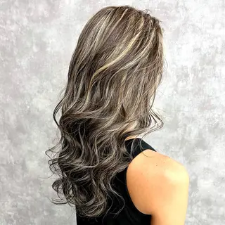 セミロング カラー パーマ ヘアアレンジ メンズ キッズ ネイル マツエク・マツパ アイブロウ 💖オタク美容師 ꒰ঌ♡モモ♡໒꒱のヘアスタイル