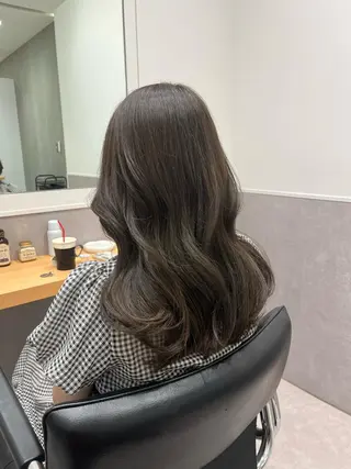 ロング カラー 𝒢𝒾𝓇𝓁𝓎 ⑅　𝓎𝓊𝓀𝒶のヘアスタイル