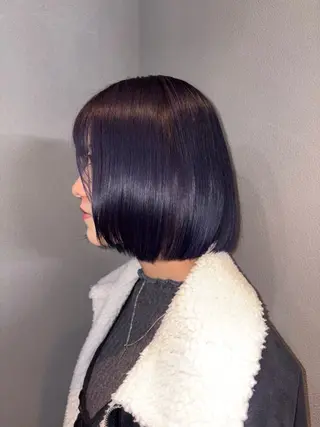 ショート カラー 淀 小南津のヘアスタイル