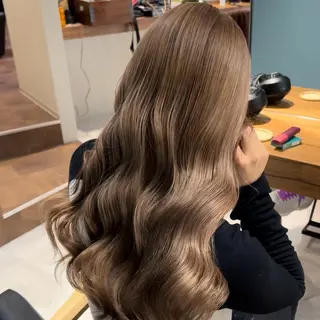 ロング カラー satone🩵 /レイヤーカットのヘアスタイル