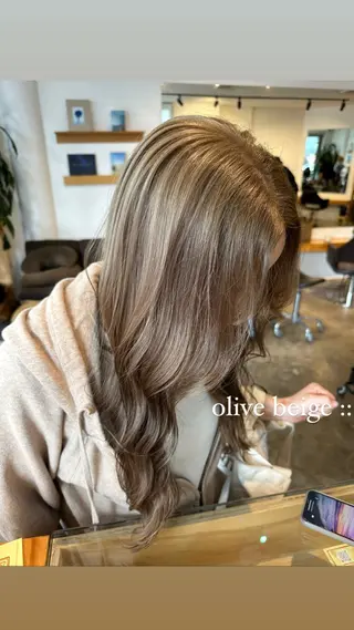 ロング カラー レイヤー/ナチュラル 💐nao.のヘアスタイル