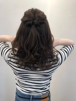 ミディアム ツノガイ エリのヘアスタイル