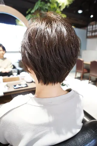 ショート カラー 🟦髪質改善6年 💊YAMAMOTOのヘアスタイル