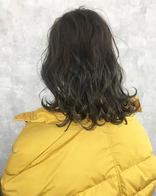 ミディアム カラー レイヤーカット BLend 渋谷のヘアスタイル