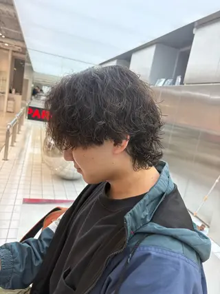 ミディアム パーマ メンズ fifth 桐山 蒼史のヘアスタイル