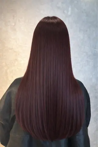 ロング 山本 悠理のヘアスタイル