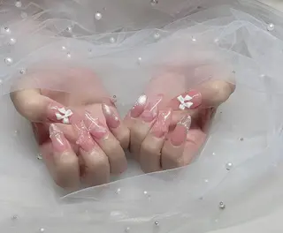 ネイル KARI ネイルサロンのネイルデザイン