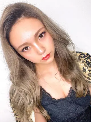セミロング カラー レイヤー×艶髪特化 マネージャー安藤光司のヘアスタイル
